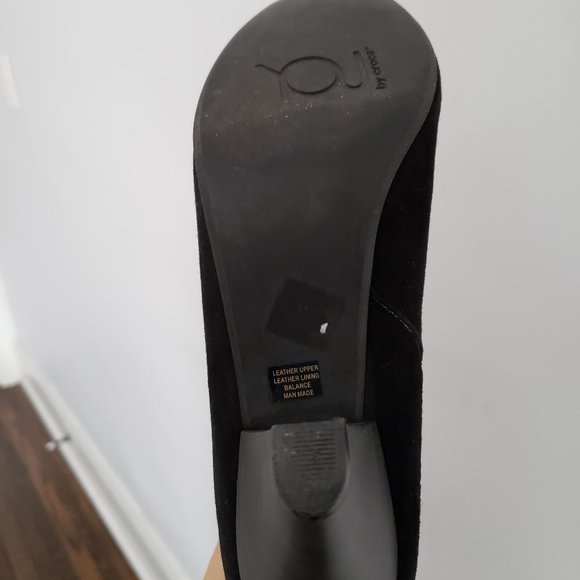 Crocs Black Suede Booties (US6) - Picture 2 of 3